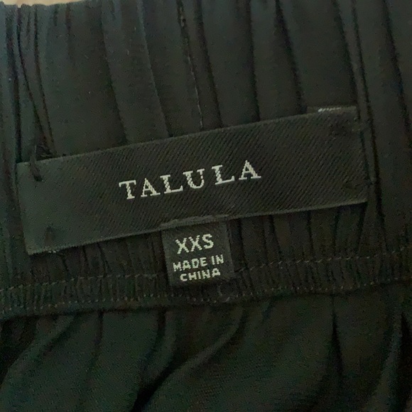 Long Skirt - Picture 2 of 3